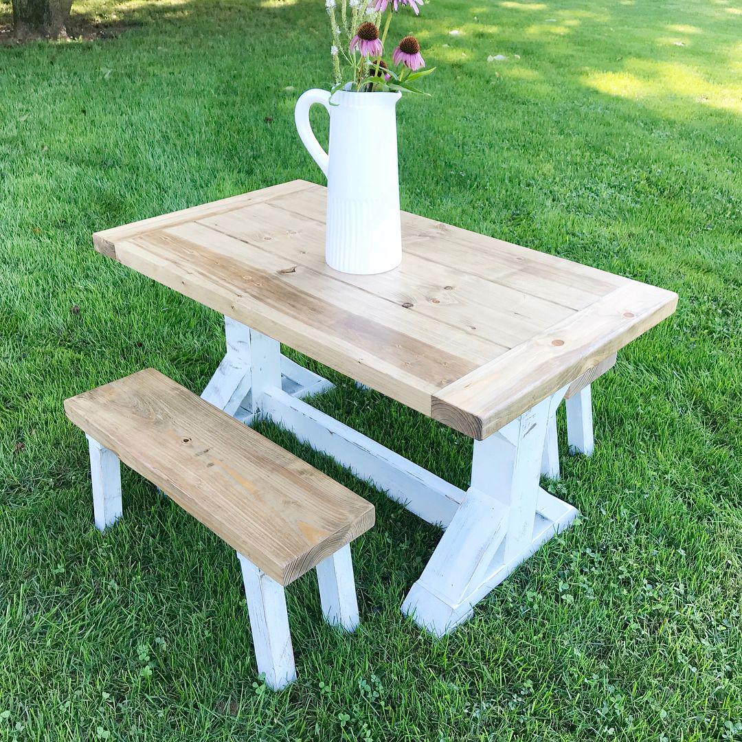 The "Leni" - Custom Table for Kids, Kids Farmhouse Table, Dining Table for Children, Kids Play Table - All Sizes and Stains
