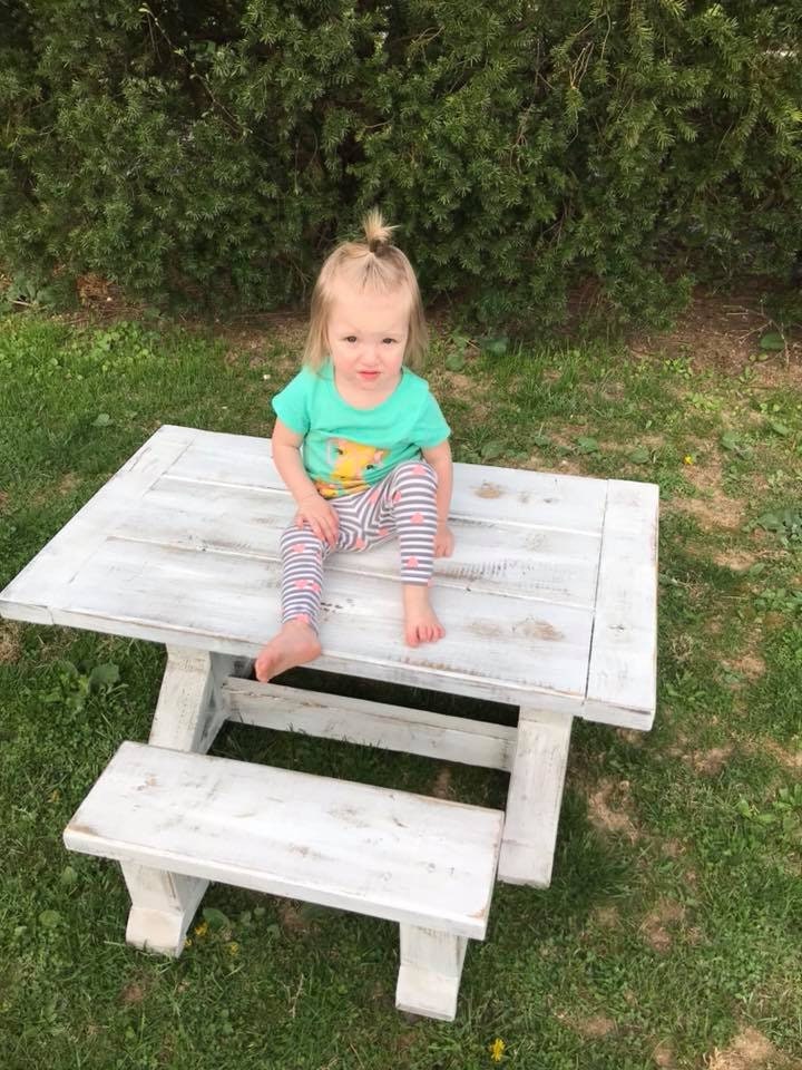 Kids Farm Table, Kids Farmhouse Table, Toddlers Farmhouse Table, Mini Farm Table, Kids Craft Table, Kid-Sized Table, Rustic Kids Table